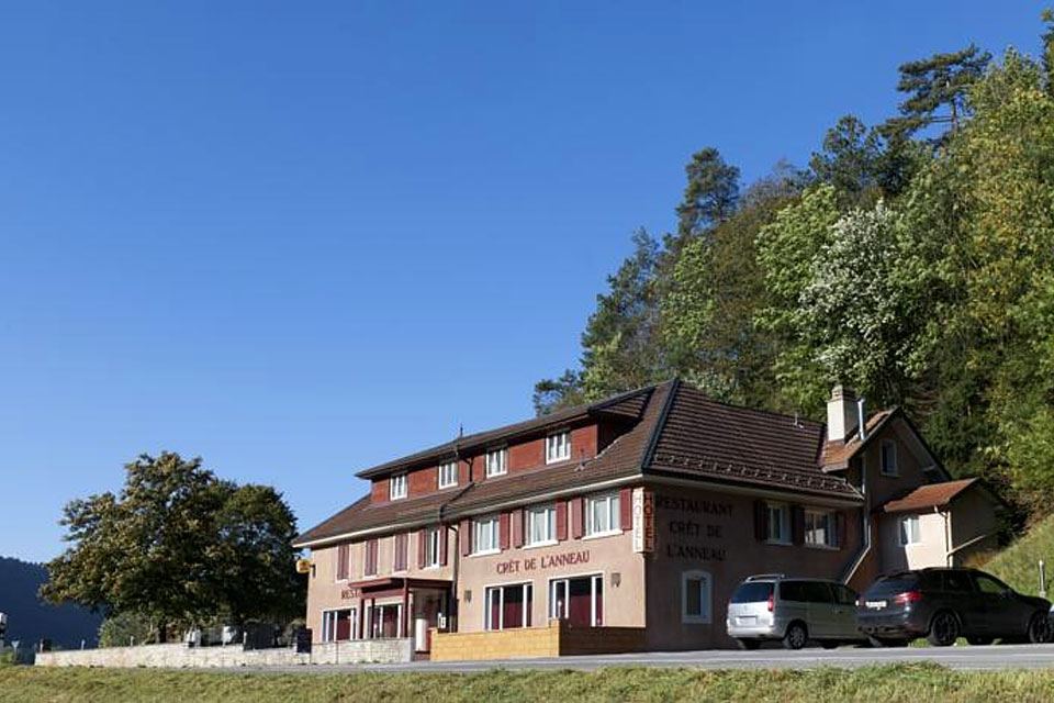 Hôtel du Crêt de l'Anneau à Travers